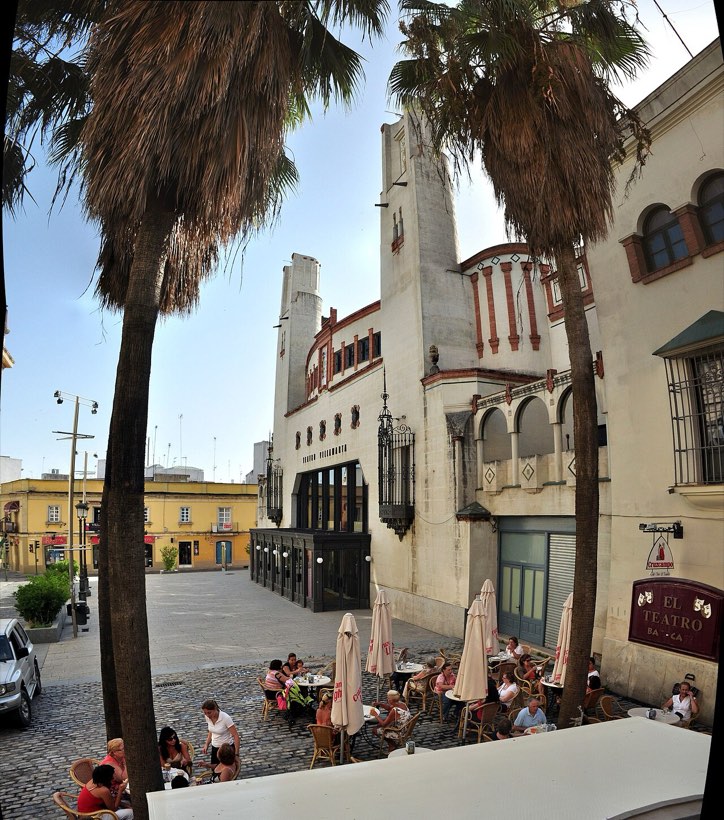 Fachada del Teatro Villamarta