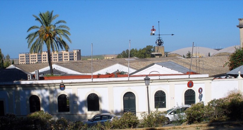 Fachada de la Gran Bodega Tío Pepe